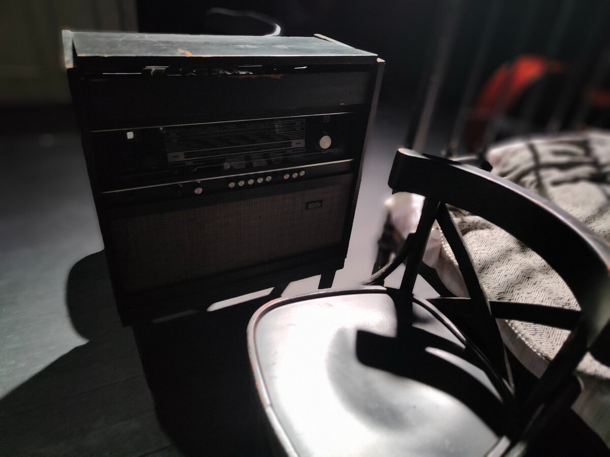 Декорации к спектаклю "Старый дом"