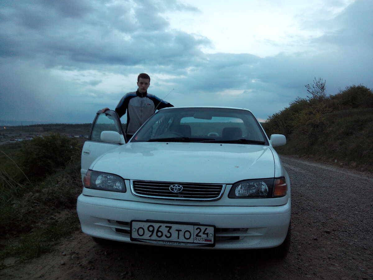 Toyoyta Corolla, 1998 года, 1500 м3