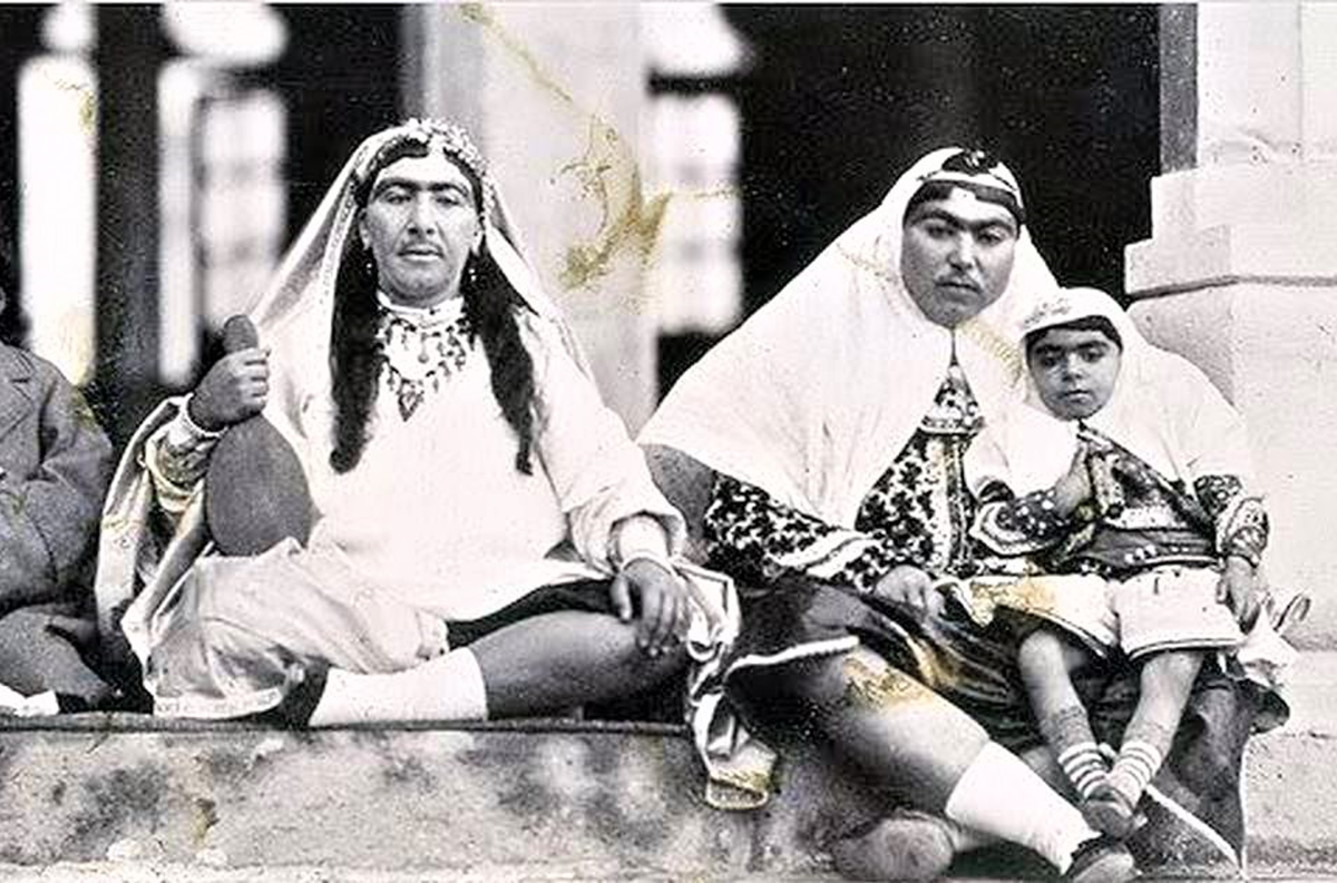 Жены из гарема Персидского шаха Насреддина-Шах Каджара 1870-е. Гарем иранского шаха Насера Каджара.