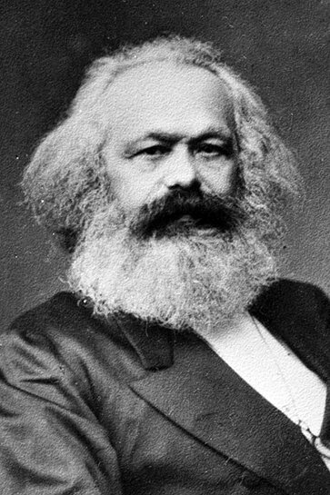 Куда без фото дяди Карла. Авторство: John Jabez Edwin Mayal. File:Karl Marx 001.jpg, Общественное достояние, https://commons.wikimedia.org/w/index.php?curid=28512712
