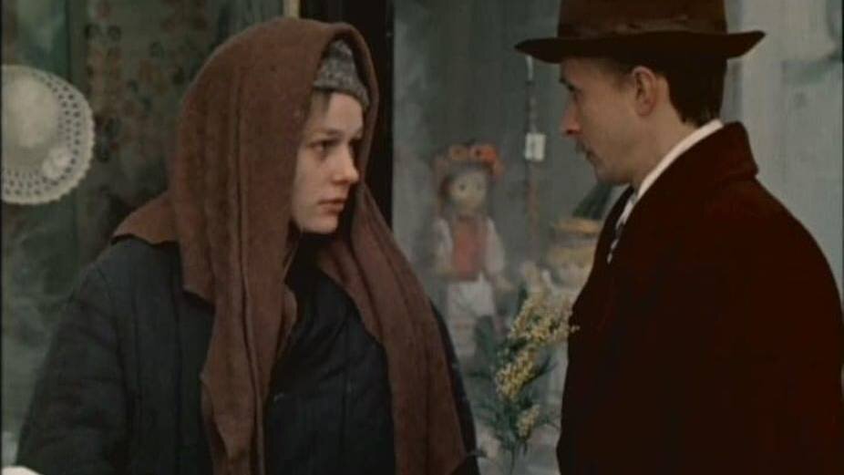 «Военно-полевой роман»: как муж не отпускал Андрейченко на съёмки и ...