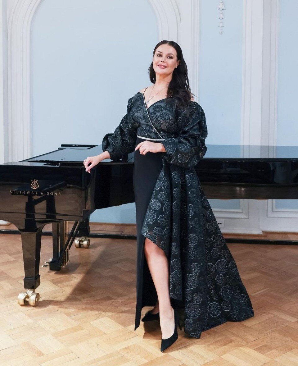     Оксана много и активно занимается благотворительностью. Фото: соцсети.