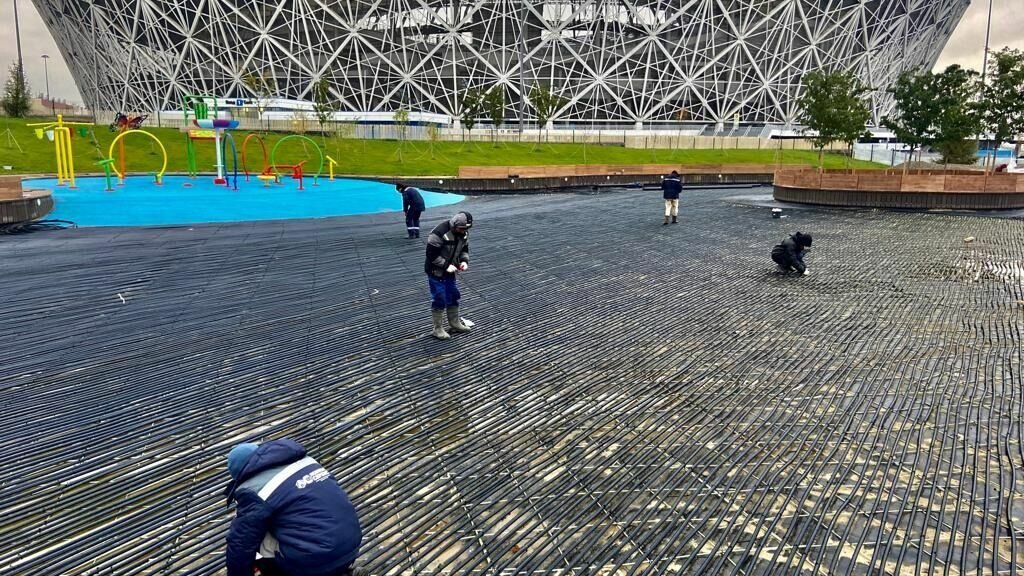     В волгоградском ЦПКиО проложили инженерные сети для заморозки льда на катке. Они позволят ему бесперебойно работать без сильной привязки к температуре воздуха.