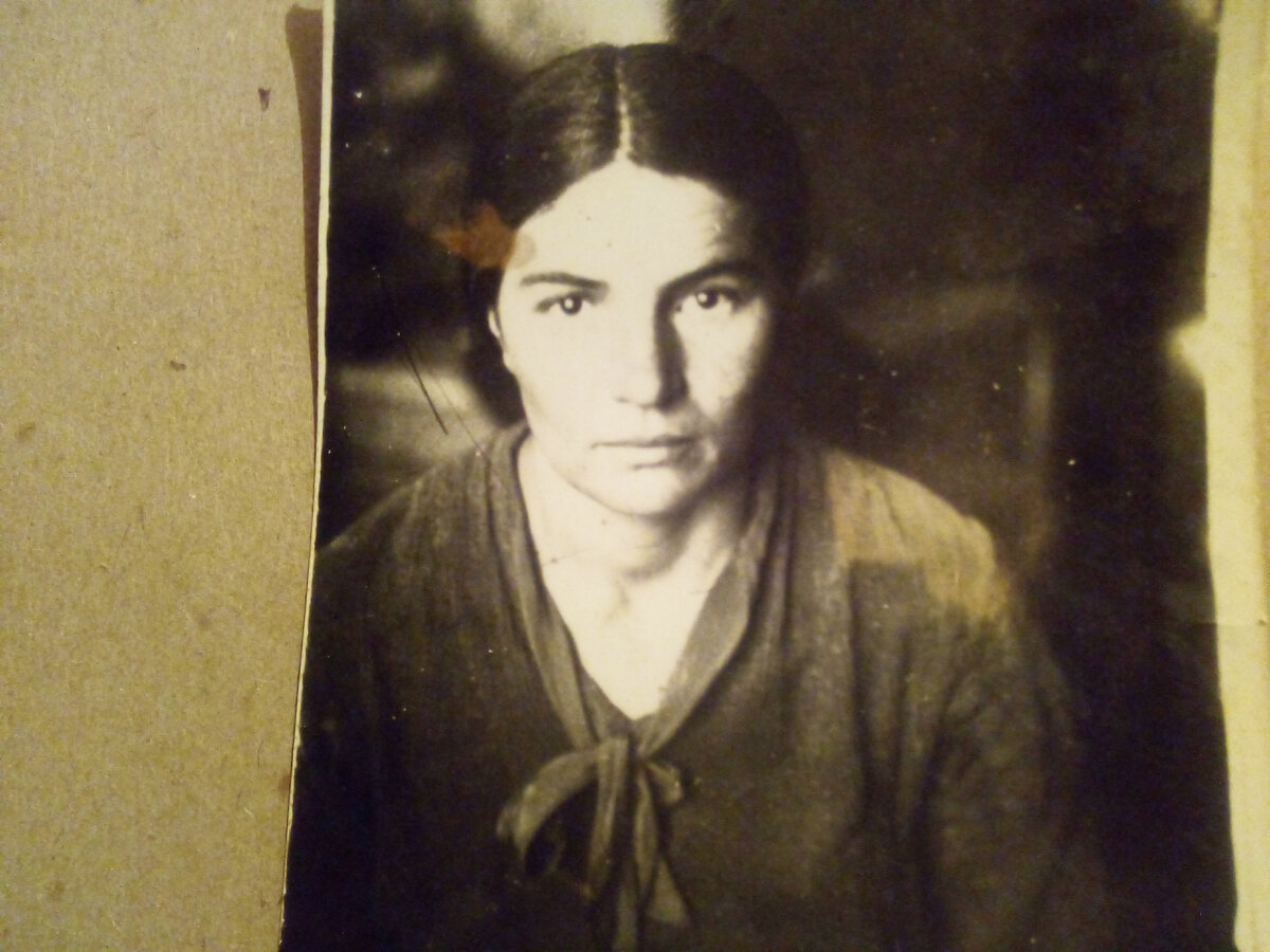 Бабушка такая, какой я не знала её