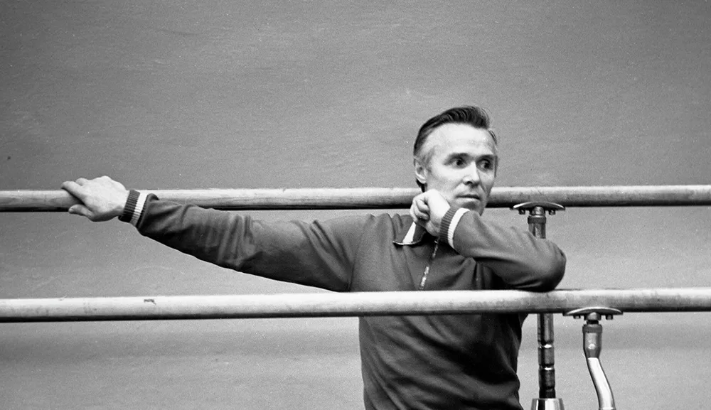 Советский гимнаст семикратный олимпийский чемпион. Чукарин.