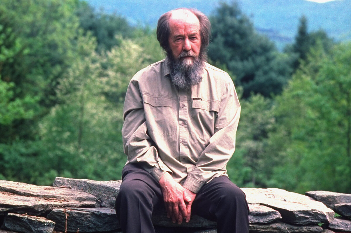     "Один день Ивана Денисовича": как Хрущёв сделал Солженицына звездой