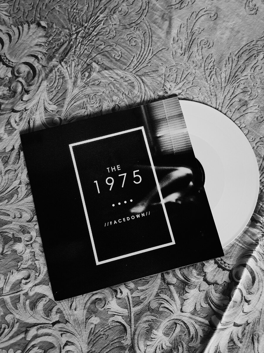 Винил: The 1975 - Facedown EP | Worst Critic Ever | Дзен