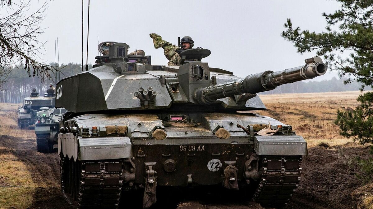    Основной боевой танк сухопутных войск Великобритании Challenger 2© Фото : UK MOD © Crown copyright
