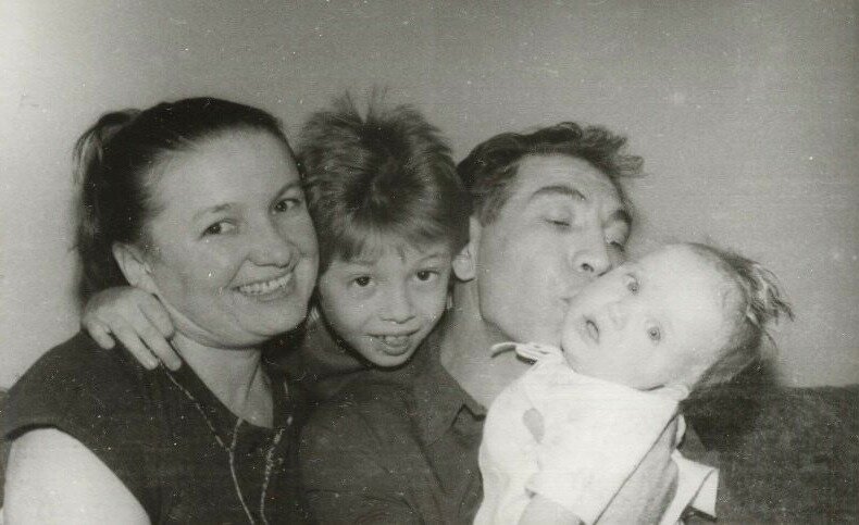 Актер толоконников биография и личная жизнь Владимир Толоконников и его красавцы-сыновья. Как выглядят и кто из них решил по