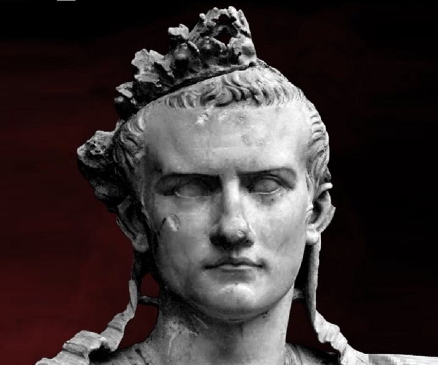 Калигула. Источник: https://www.thefamouspeople.com/profiles/images/caligula-1.jpg
