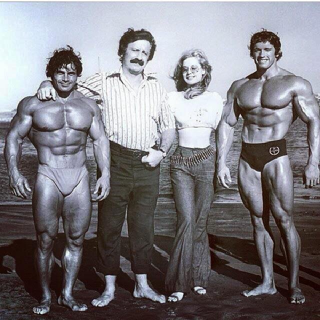 Арнольд Шварценеггер muscle Beach