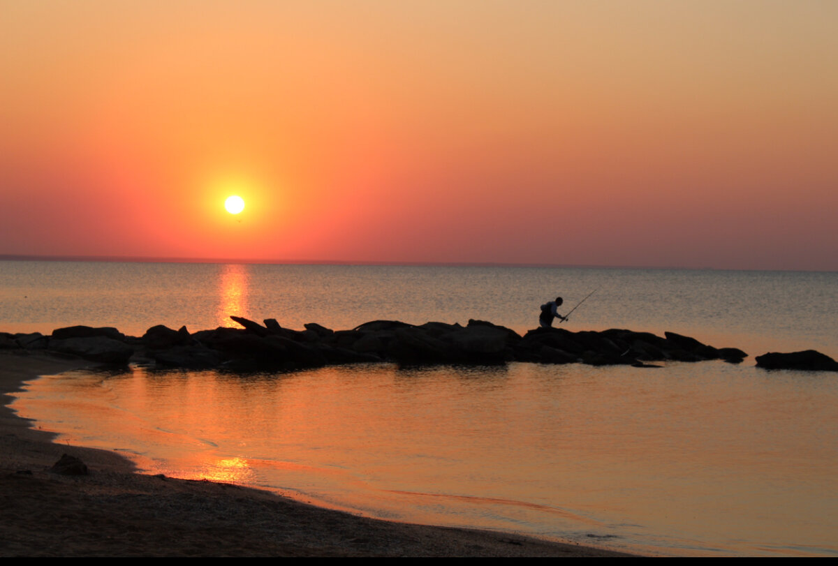 Рассвет в Крыму. Феодосия.