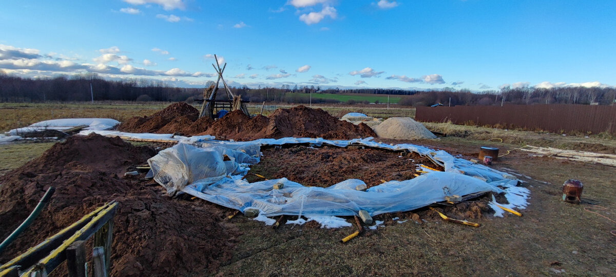 Вот так выглядит строй площадка сейчас. 
