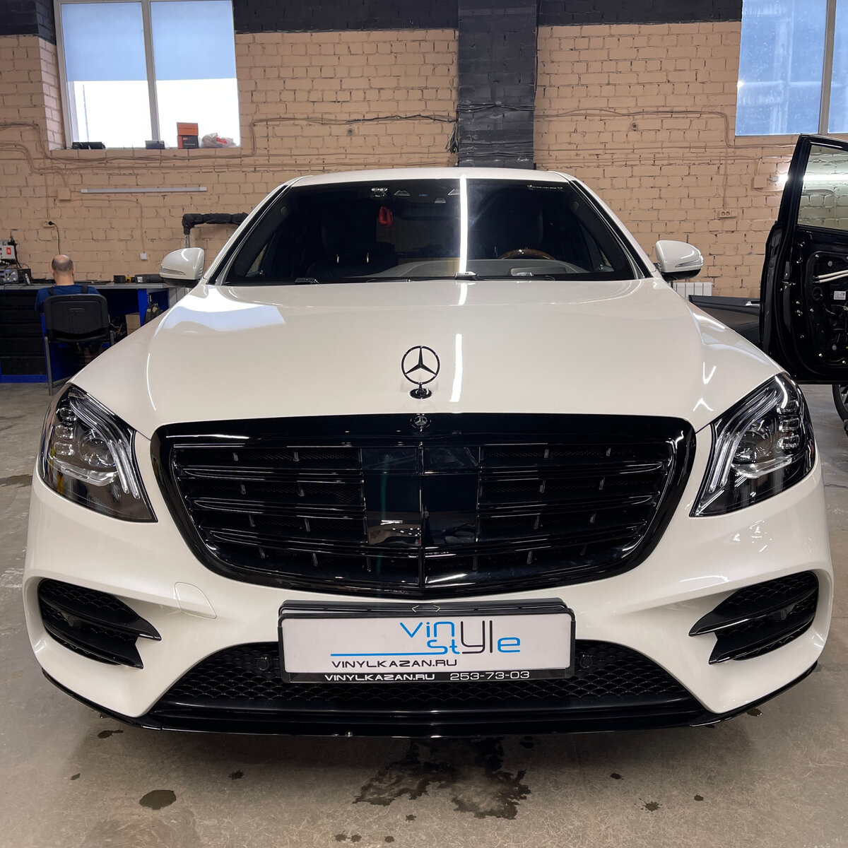 Покраска элементов кузова Mercedes S-class W222 в черный глянец |  Автостудия Vinyl Style | Дзен