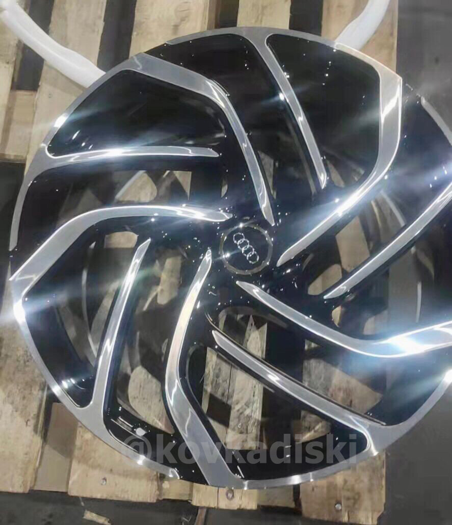 Кованые диски R22 для Audi Q8