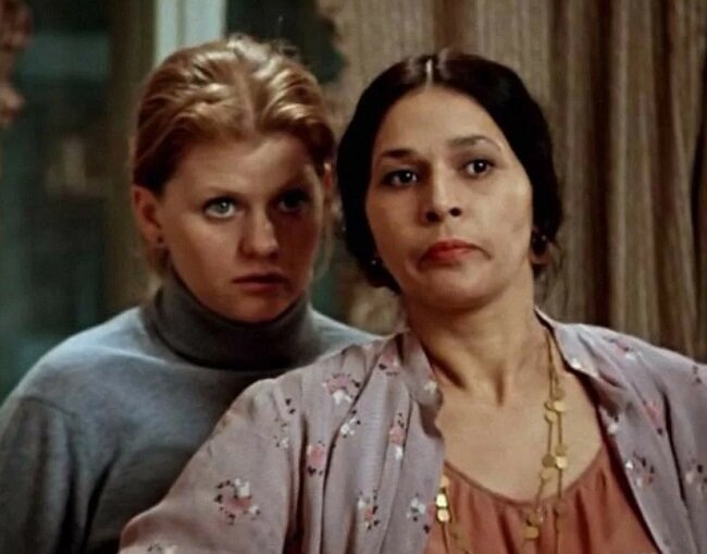 Кадр из фильма «Карнавал» (1981). Скриншот.