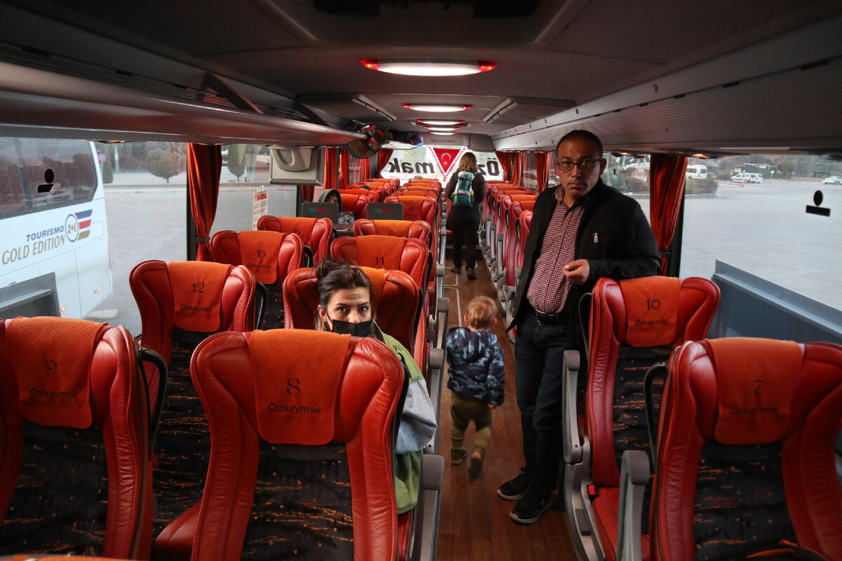 Возможны ли ещё путешествия за границу в эпоху тотальных санкций? Съездили в весеннюю Турцию