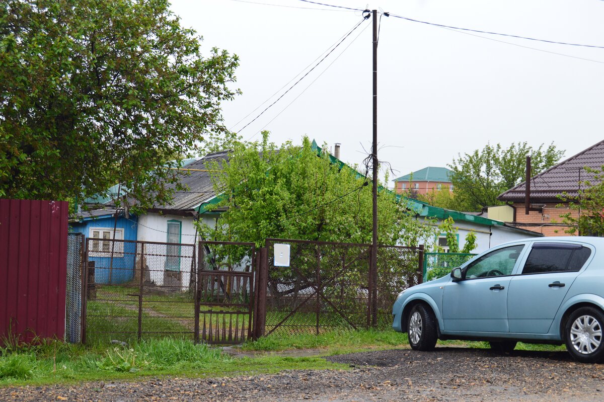 Фото автора. "Хата", так на Кубани называют такие древние дома.