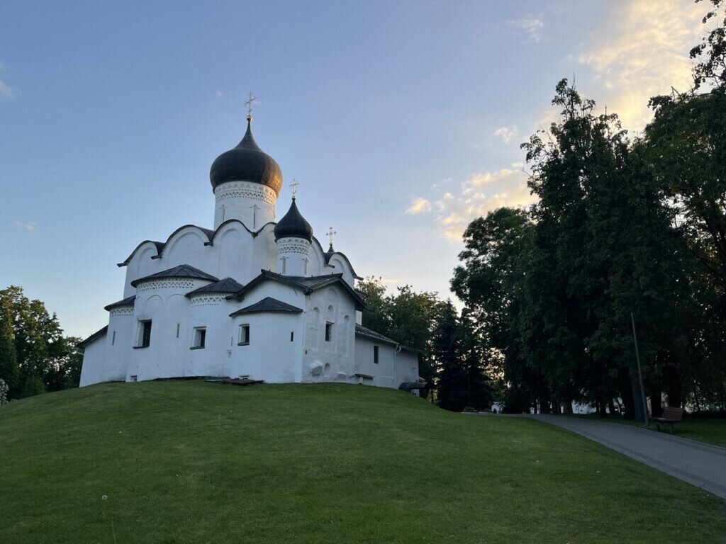 Храм имени княгини Ольги в Пскове