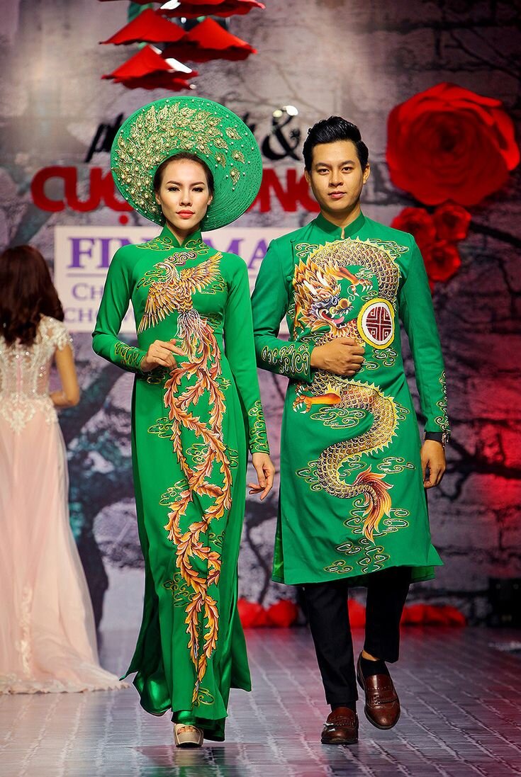 Национальный костюм ao dai