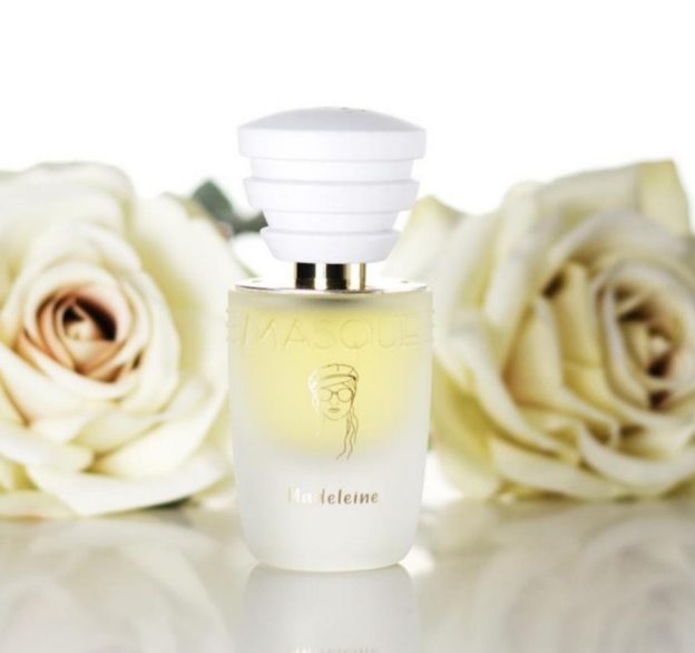 Верхние ноты Аккорд Каштана, Масло Семян Тмина, Аккорд Шантильи
Ноты сердца: Тубероза, Масло Кипариса, Масло Египетской Герани
Базовые ноты: Бобы тонка, Молочный Мускус, Экстракт стручков Ванили