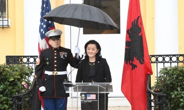    Юри Ким, посол США в Албании Al.usembassy.gov