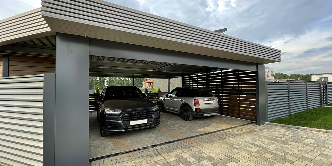 Основные отличия автонавесов с плоской крышей от поликорбонатных навесов