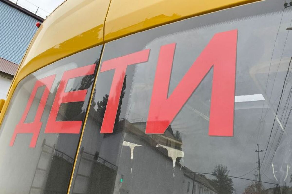    Детей с родителями из Херсонской области отправят в Крым