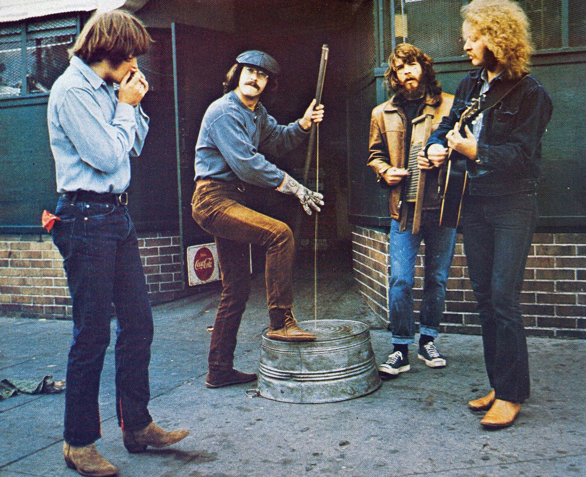 Группа Creedence Clearwater. Creedence Clearwater Revival рок-группа. Creedence Clearwater Revival фото группы. Creedence Clearwater Revival Woodstock 1969.