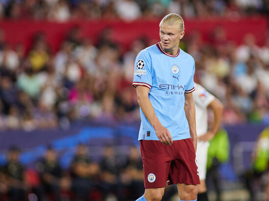     ЭРЛИНГ ХОЛАНД. ФОТО: JOAQUIN CORCHERO/KEYSTONE PRESS AGENCY/ GLOBALLOOKPRESS.COM