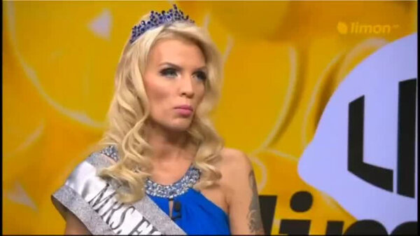 Эстонская модель сдала тест ДНК, чтобы доказать, что в ней нет русской крови. Видео © Twitter / Vlad Khabitsov