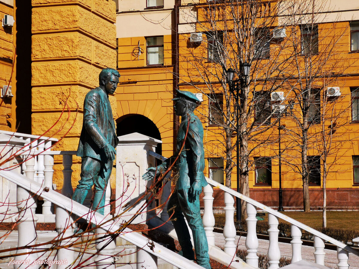 скульптуры и памятники москвы