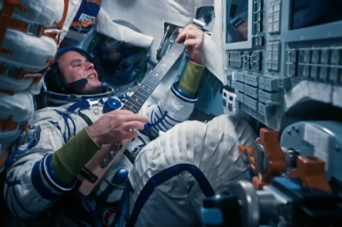    Состоялась премьера клипа Uma2rman с учившимся в Кимрах космонавтом