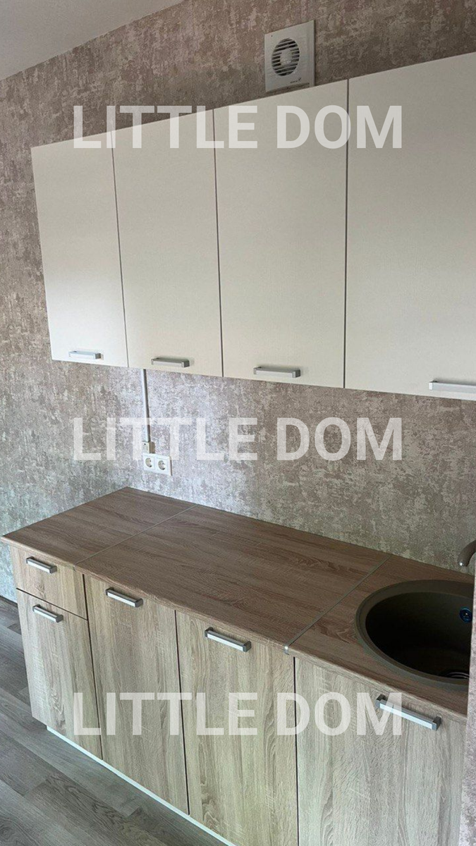 Установлен кухонный гарнитур