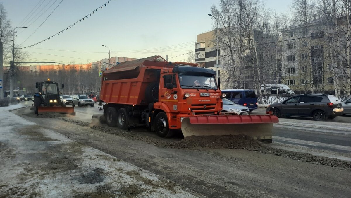    Зима в Югре: уборка снега – на контроле