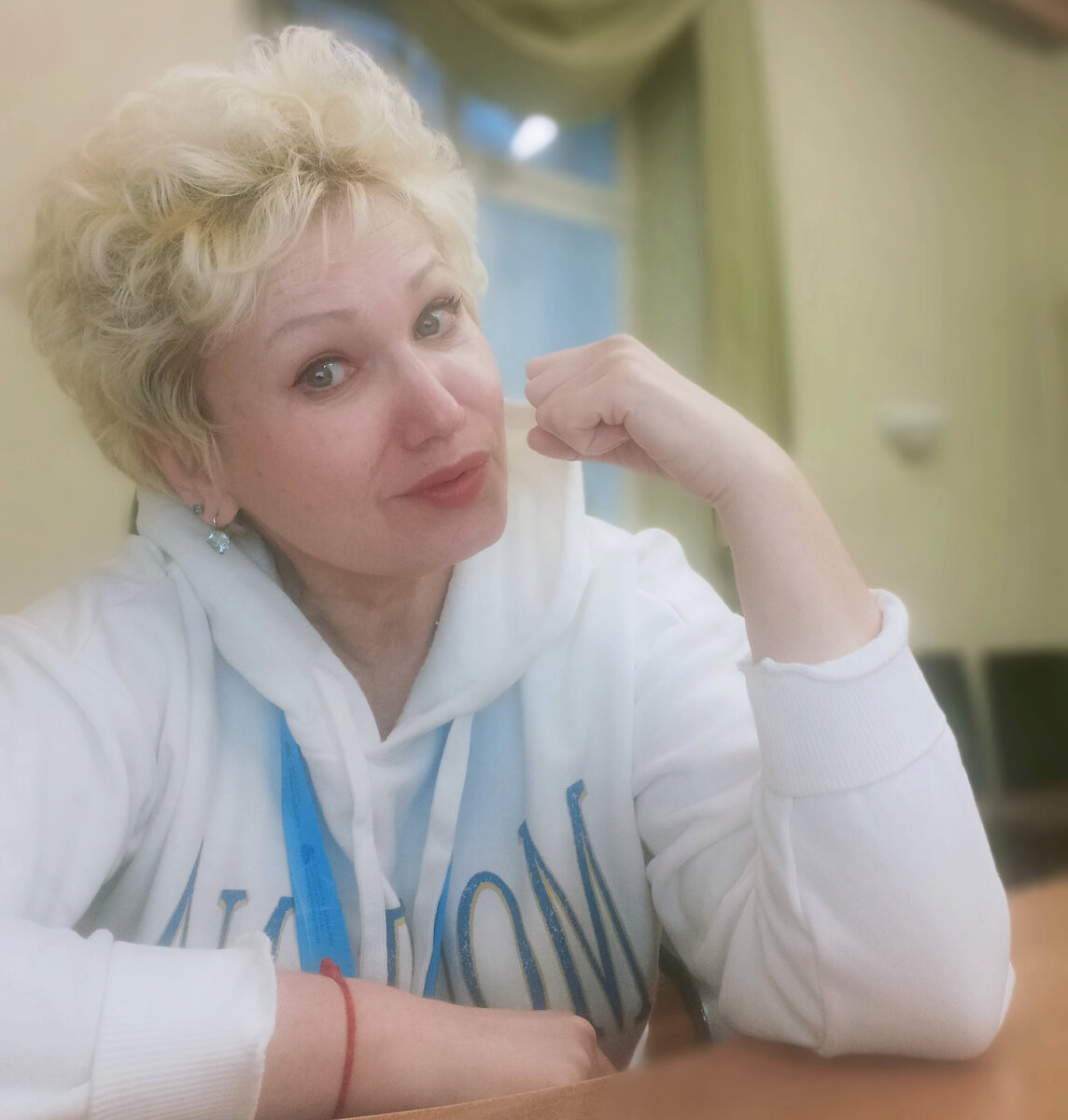 Носогубные складки тоже надо чем-то заполнить, посоветовали мне.