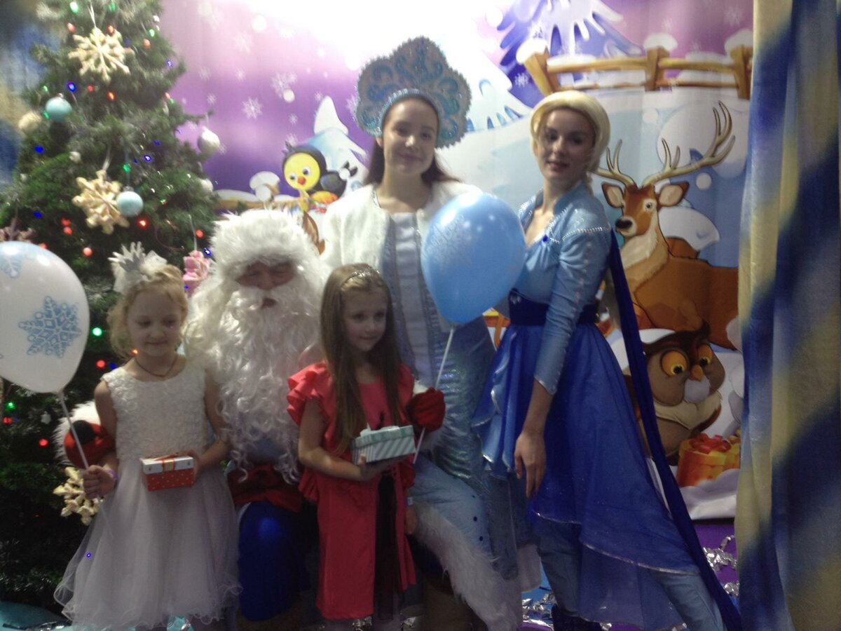 Игорь Бурак дедморозит в Бобруйске. Фото из его личного архива