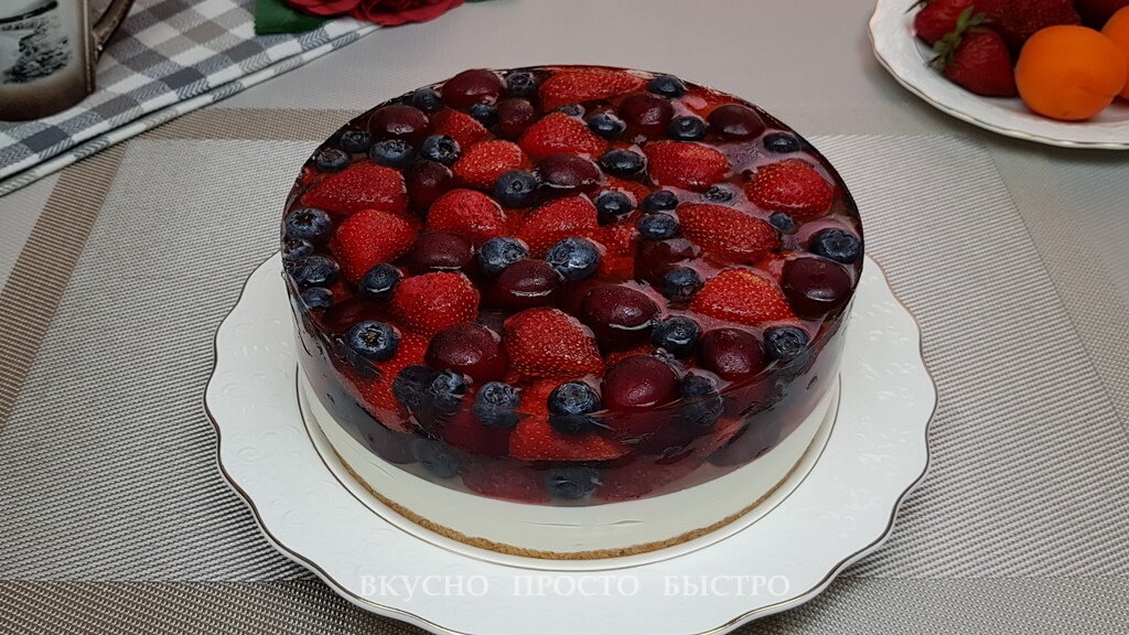 Торт с ягодами — без выпечки — рецепт на канале Вкусно Просто Быстро