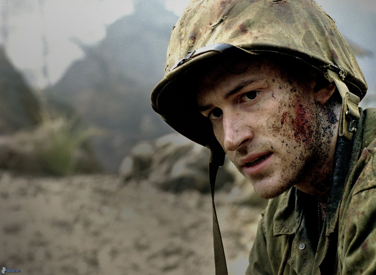 Про два. Тихий океан / the Pacific (мини-сериал) — 2010. Джозеф Маццелло тихий океан. Юджин следж тихий океан. The Pacific 2010 рами малек