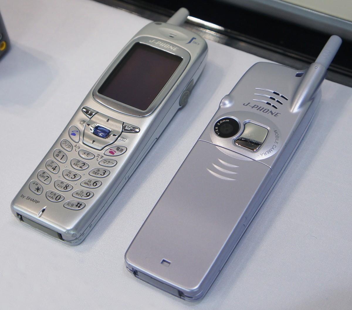 Сотовый телефон с камерой. Sharp j-sh04. Sharp j-sh04 (2000 год). J-Phone j-sh04 раскладушка. Sharp sh-04.