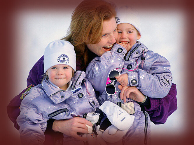 Сара Фергюсон с дочками в детстве