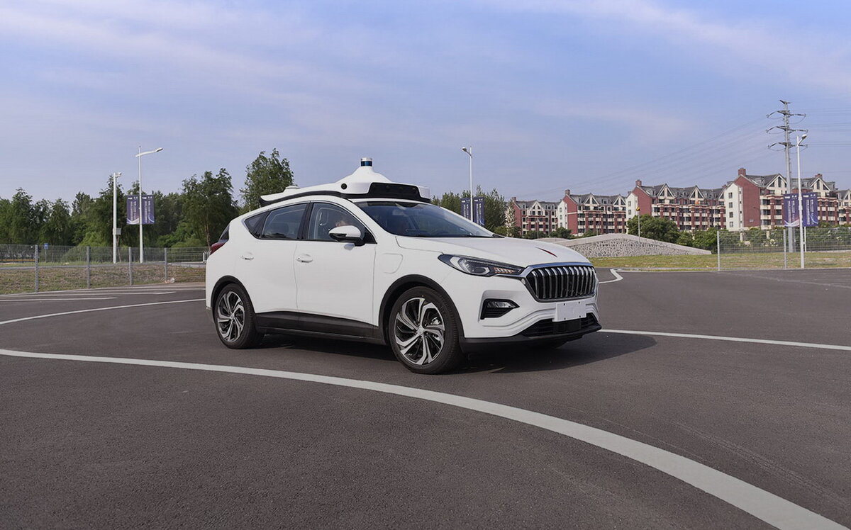 Кроссовер FAW от Байды.