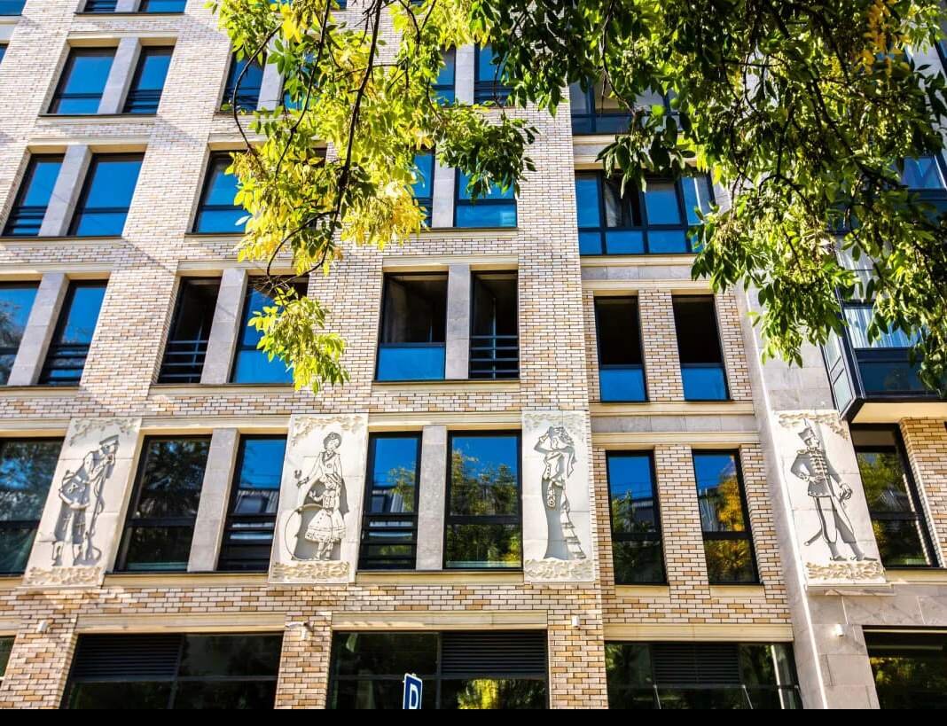 Барин Хаус. 