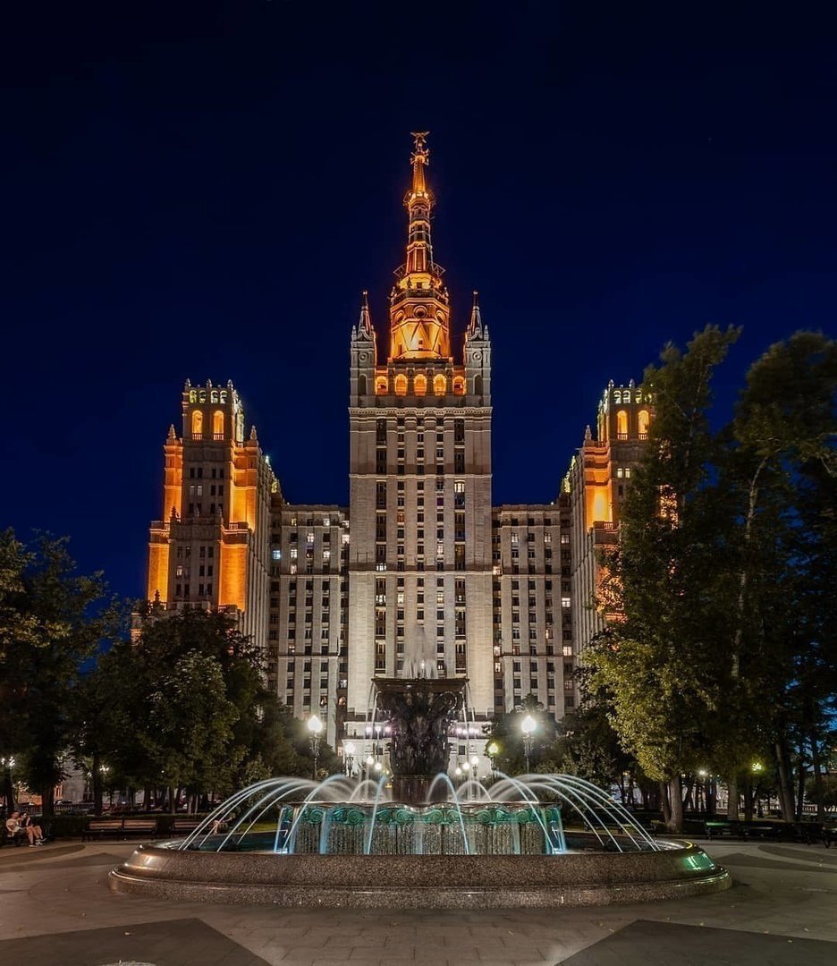 Москва баррикадная