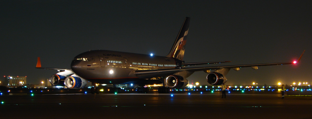 Ночной взлёт. Фото из личной коллекции Владимира К. С разрешения автора