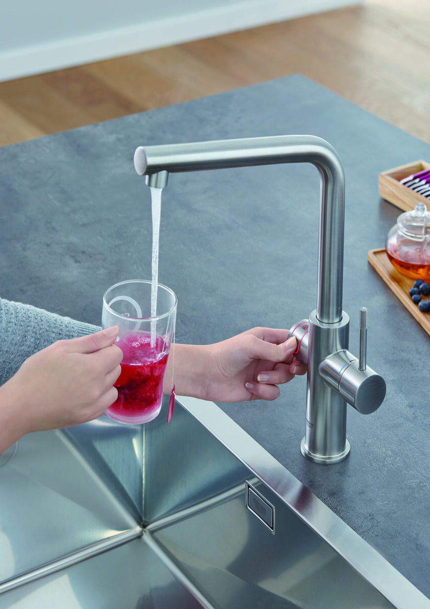 Водная система с функцией моментальной подачи кипятка GROHE Red. 