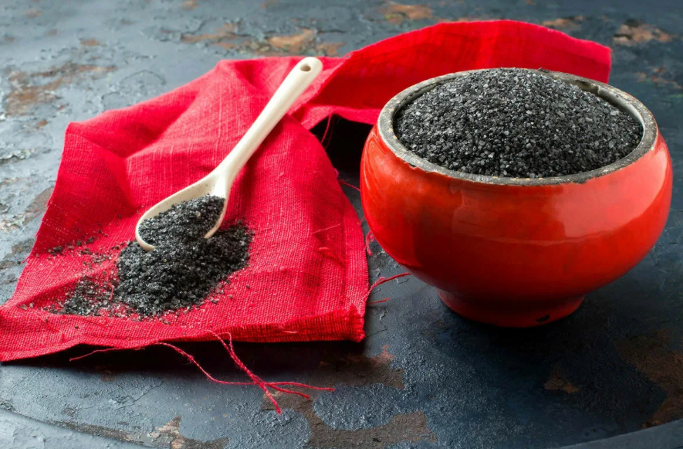 Как приготовить чёрную соль для магических практик