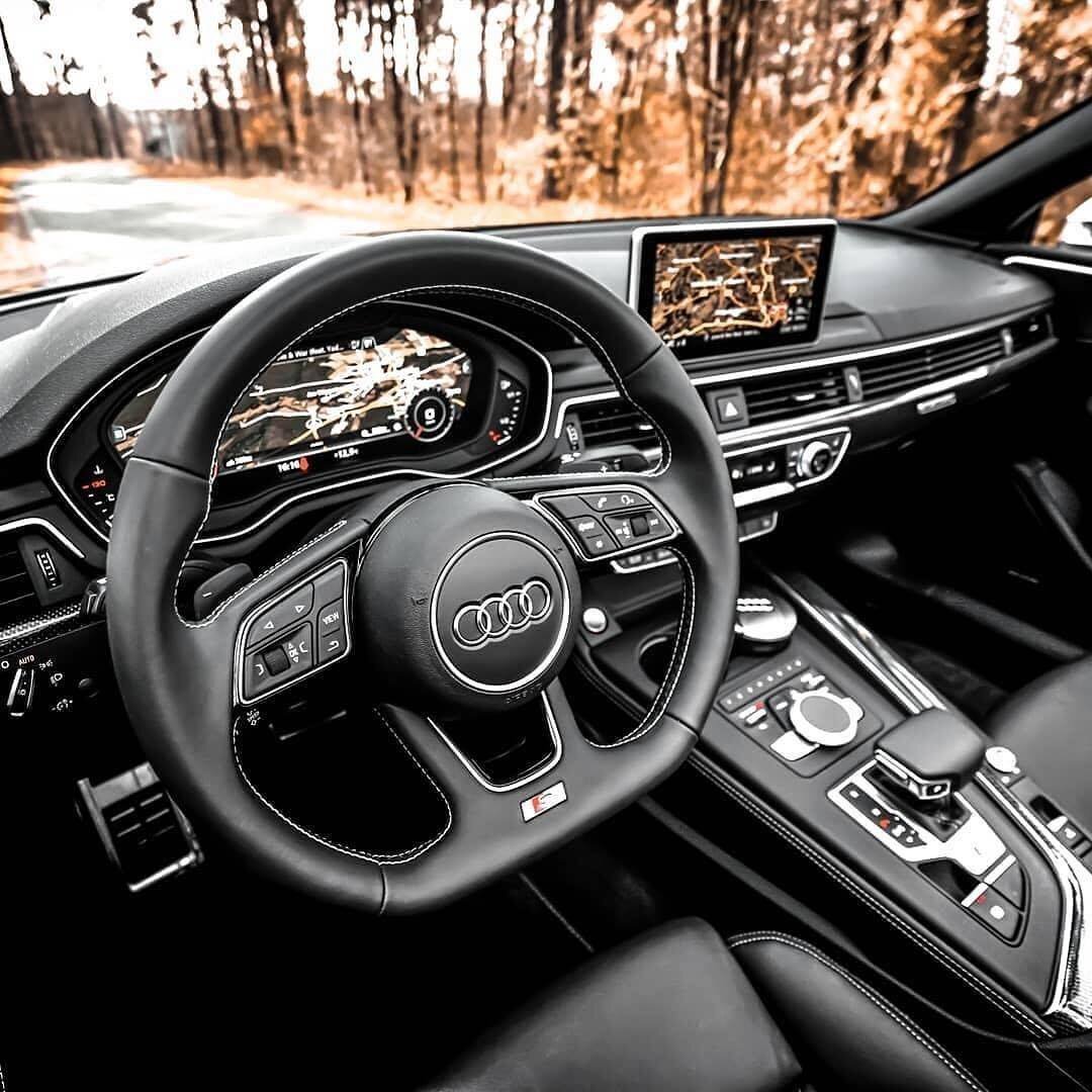 После автошколы разобраться с автомобилем не просто