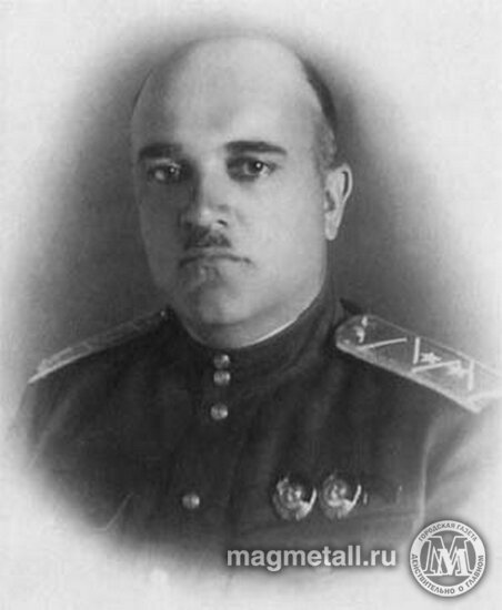 Авраамий Павлович Завенягин