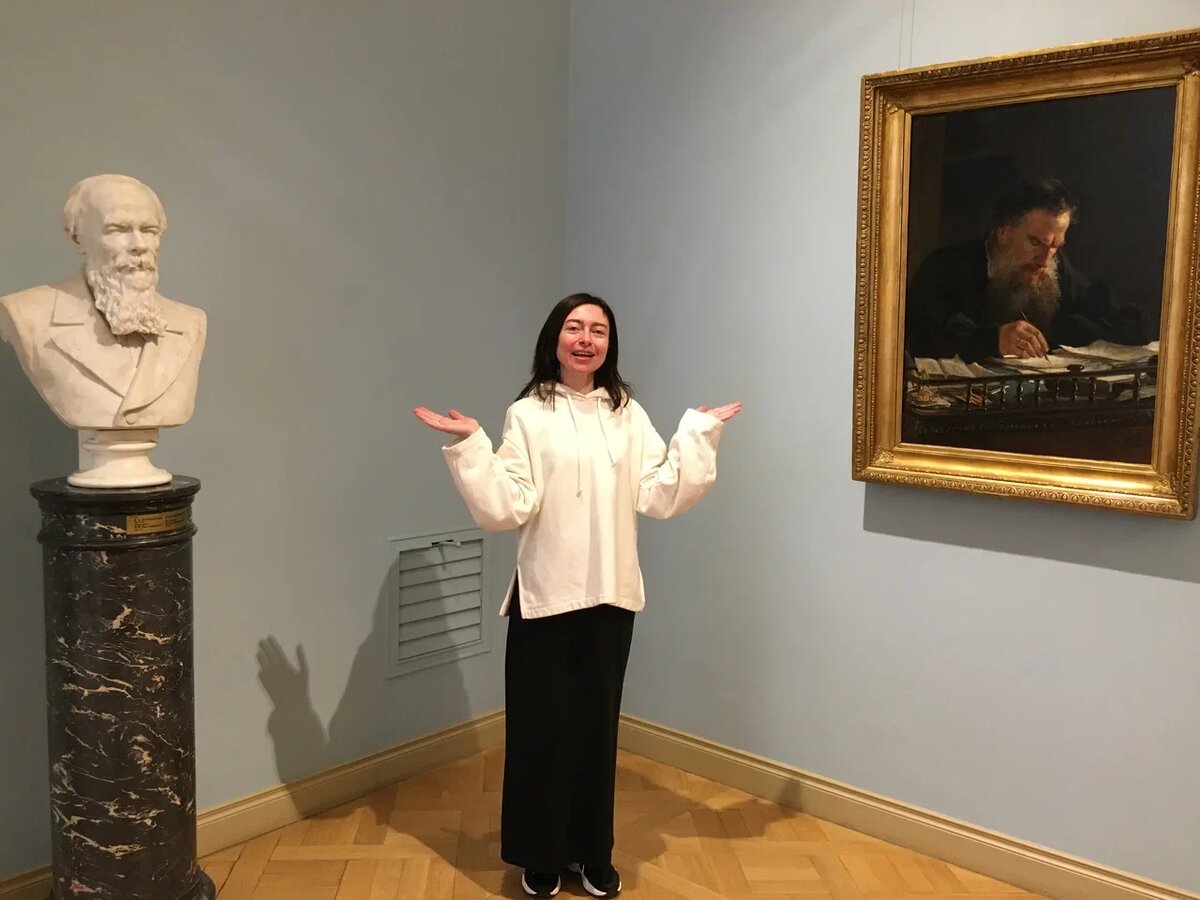 Между Достоевским и Толстым)